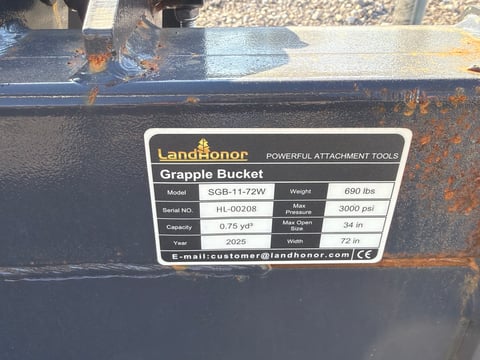 2025 LandHonor SGB-11-72W 72in Skid Steer Grapple Bucket — photo 5