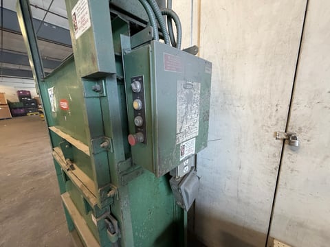 Economy Baler Co. 3621 Vertical Baler, 2 HP — photo 5