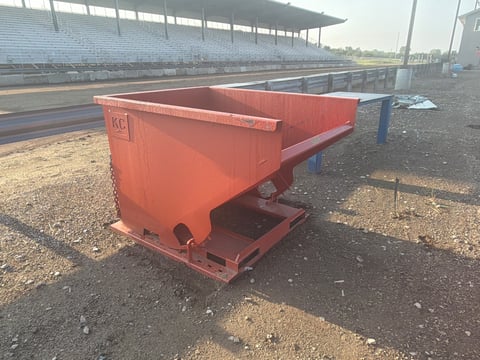 Kit Containers 2 Yard Self Dumping Hopper — photo 2