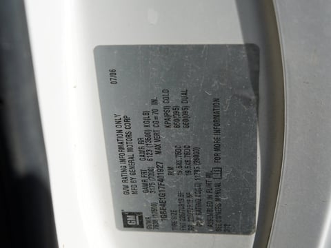 2007 Chevrolet C4500 Crew Cab Service Body Truck — photo 7