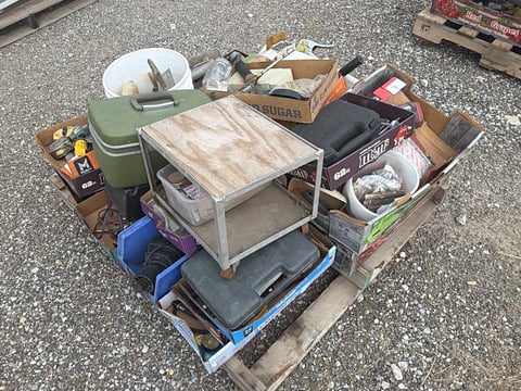 Pallet of Hand Tools, Hardware and Circular Saw — photo 2