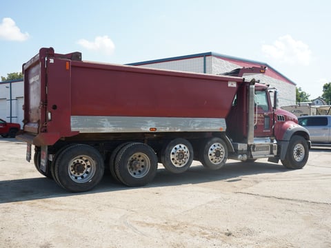 2018 Mack Granite GU713 Quad/A Dump Truck — photo 4