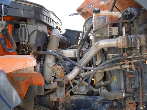 2017 International 7600 Sfa 6X4 Hooklift Plow & Spreader Truck — photo 28