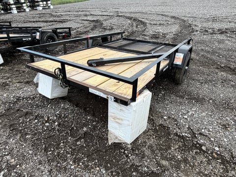 2027 Carry-On Trailer Z5X8GW2K — photo 1