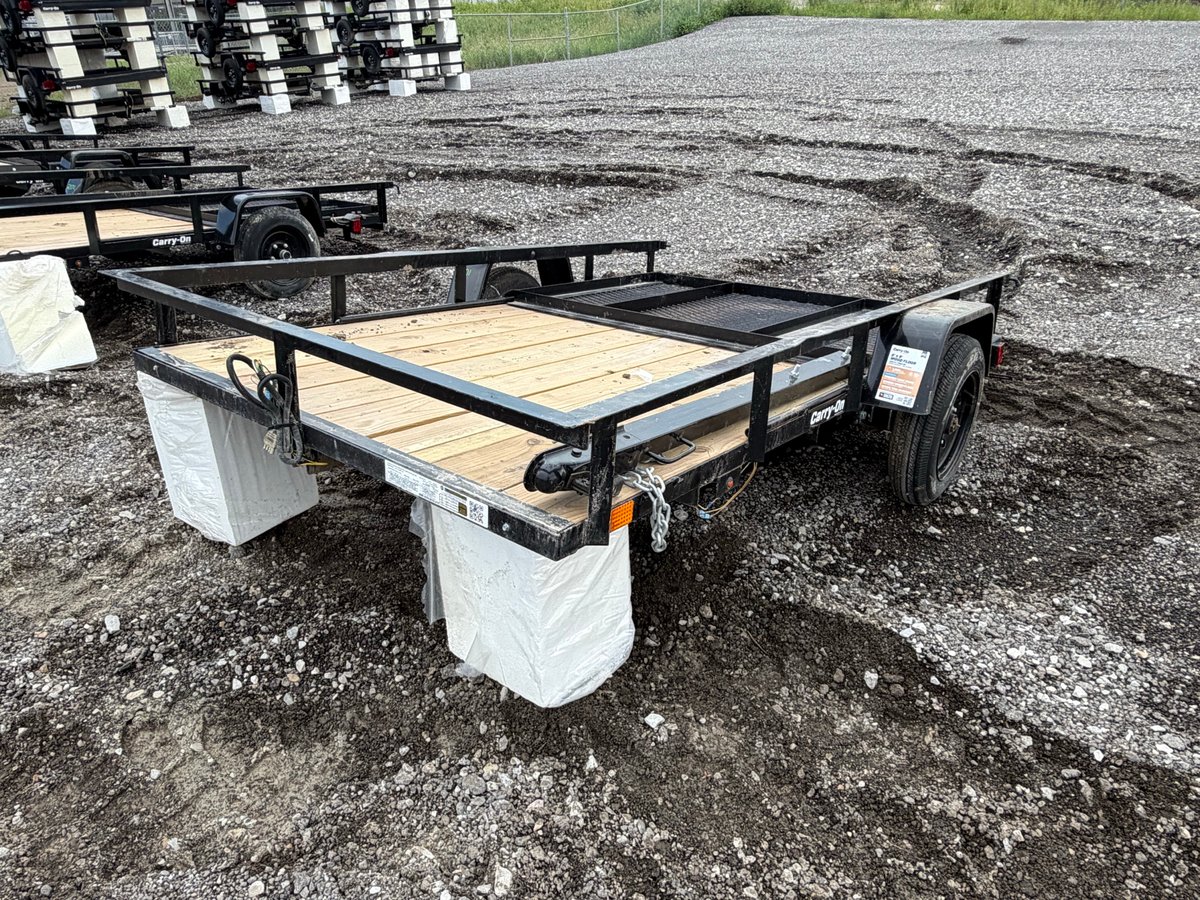 2027 Carry-On Trailer Z5X8GW2K
