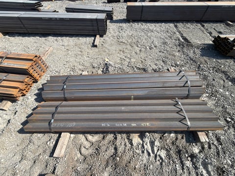 (47) 3in x 2in x 3/16in Steel Angle Iron, 82.5in Long, 1,014 LB — photo 2