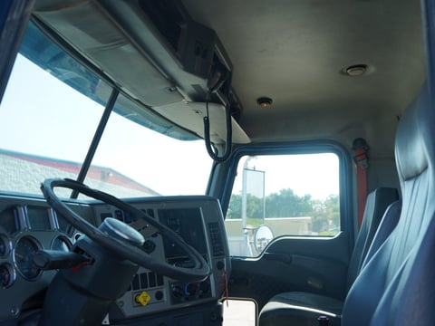 2014 Mack Granite GU713 Quad/A Dump Truck — photo 11
