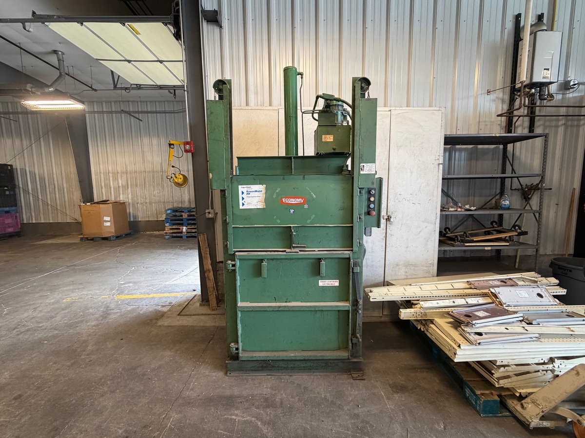 Economy Baler Co. 3621 Vertical Baler, 2 HP