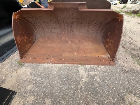 114" Pin OnWheel Loader Bucket  — photo 4