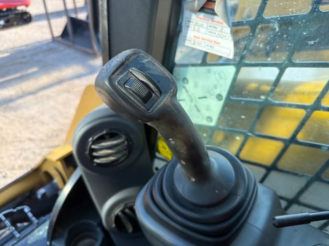 2019 Caterpillar 259D Compact Track Loader - As-Is — photo 22