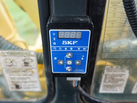 1996 Komatsu PC220LC-6LC Hydraulic Excavator — photo 14
