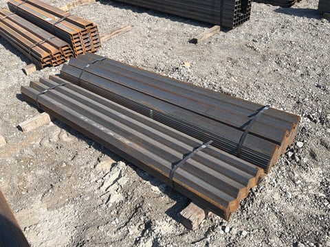 (47) 3in x 2in x 3/16in Steel Angle Iron, 82.5in Long, 1,014 LB — photo 1