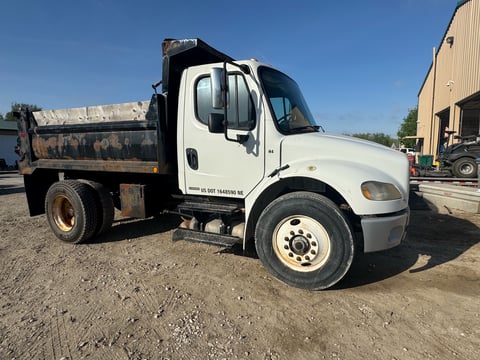 2007 Freightliner M2 106 S/A Dump Truck — photo 3