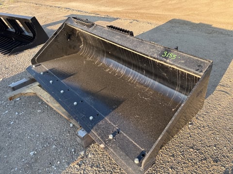 Unused Caterpillar 68" Bucket — photo 1