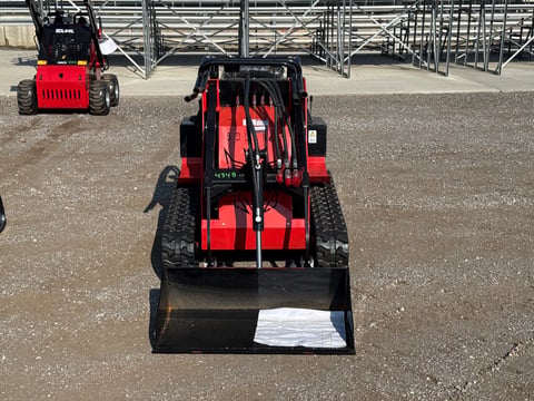 2026 SDLANCH SSL580 Ride-On Skid Steer Loader (Unused) — photo 2