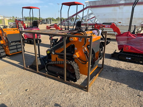2025 LandHonor LHR-HT380Q1 Mini Skid Steer Loader (Unused) — photo 4