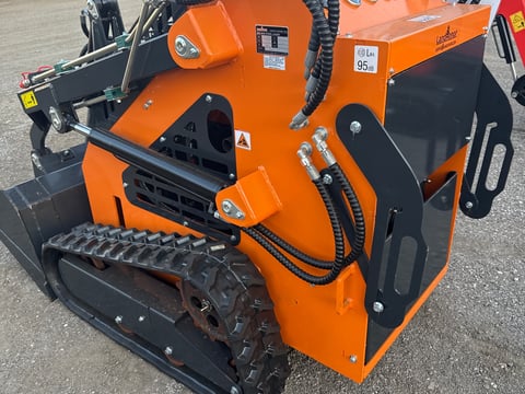 2025 LandHonor LHR-HT380Q1 Mini Skid Steer Loader (Unused) — photo 4