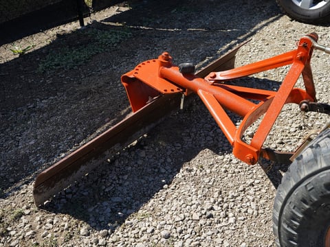 Kubota B7510 Utility Tractor — photo 16