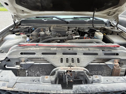 2011 Chevrolet Silverado 3500HD 4X4 Diesel Truck — photo 10