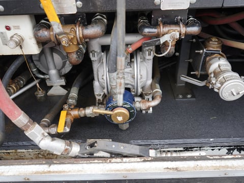 2008 Sterling L7500 Fuel & Lube Truck — photo 18