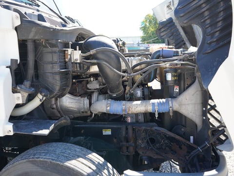 2011 Freightliner Cascadia T/A Sleeper Truck — photo 30