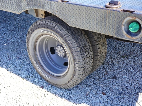 2012 Ford F-350 Flatbed Truck — photo 17
