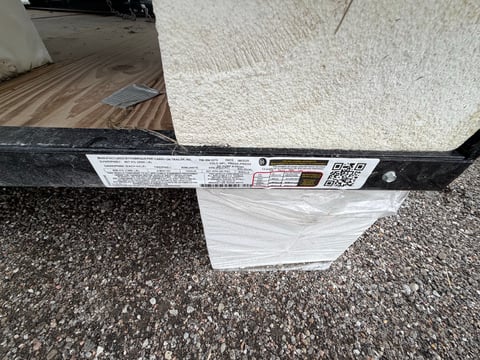 Qty of (6) 2027 Carry-On Trailers Z5X8GW2K — photo 5