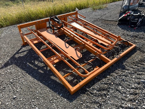 2026 LandHonor Hag-12-24Q Skid Steer Hay Accumulator Grapple, 8-10 Square Bale (Unused) — photo 2