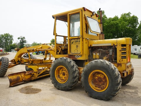 Allis Chalmers M100 Motor Grader — photo 7