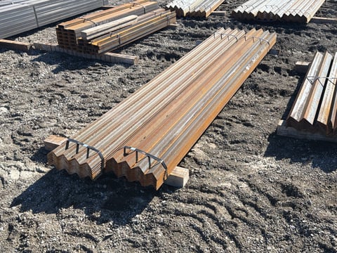 (106) Steel Angle Iron, 2 Bundles, 120in Long — photo 4