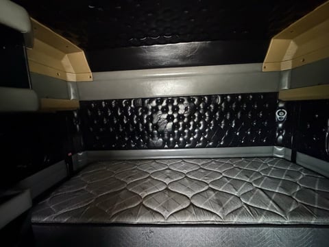1998 Kenworth T800 T/A  Allison Automatic - Sleeper Truck — photo 15