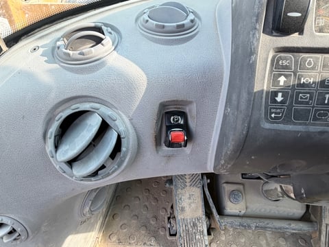 2022 Volvo L180H Wheel Loader — photo 42