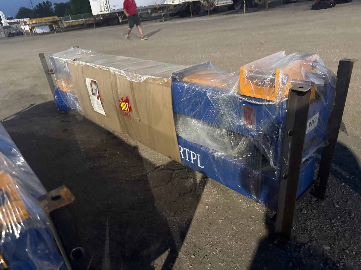 IRANCH IRTPL 10,000 lb Two-Post Vehicle Lift (Unused)