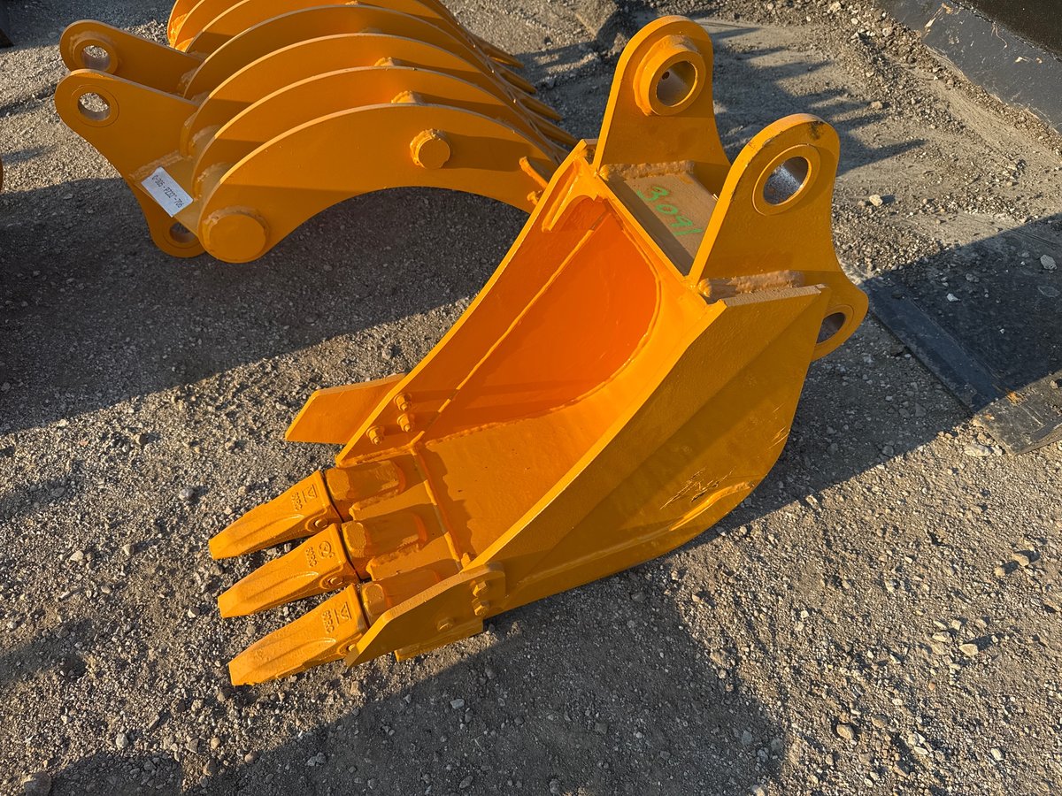 2026 GIYI GY-BK CAT305 12in Excavator Bucket (Unused)