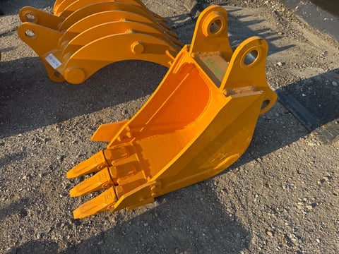 2026 Giyi Gy-BK CAT305 12in Excavator Bucket (Unused) — photo 1