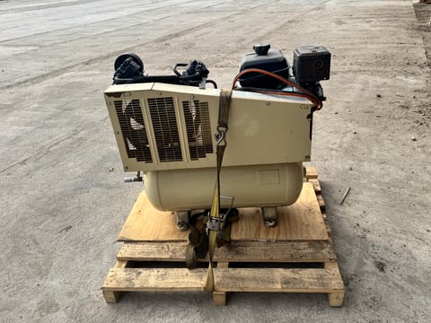 Ingersoll Rand 2475 Air Compressor — photo 6