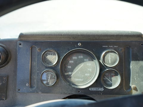 1998 Freightliner MT45 Step Van — photo 9