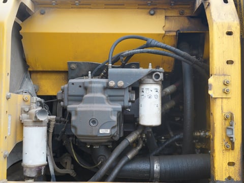2006 Komatsu PC220LC-8 Hydraulic Excavator — photo 36