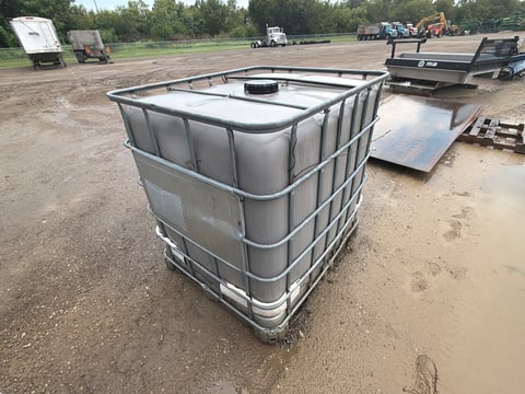 250 Gallon De-Icer — photo 4