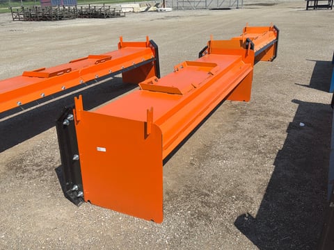 Kit Containers 10' Skid Steer Pusher with Replaceable Shoes and Blade — photo 4