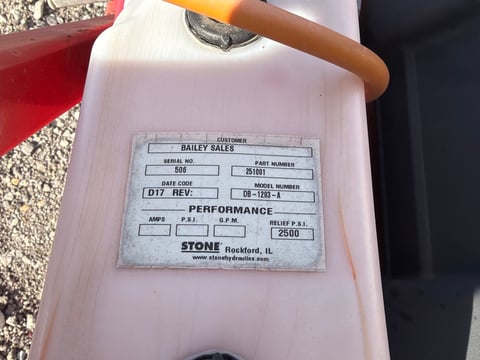 2016 Spirit of America 45LR Hydraulic Pallet Fork Trailer — photo 10