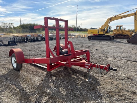 2016 Spirit of America 45LR Hydraulic Pallet Fork Trailer — photo 3