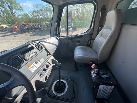 2007 Freightliner M2 106 S/A Dump Truck — photo 14