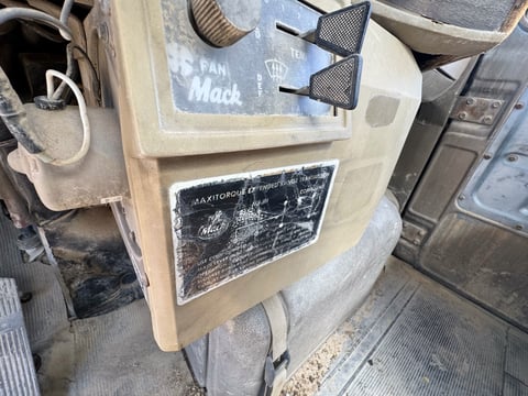 1985 Mack DM686S Water Truck T/A (No Pump) — photo 28