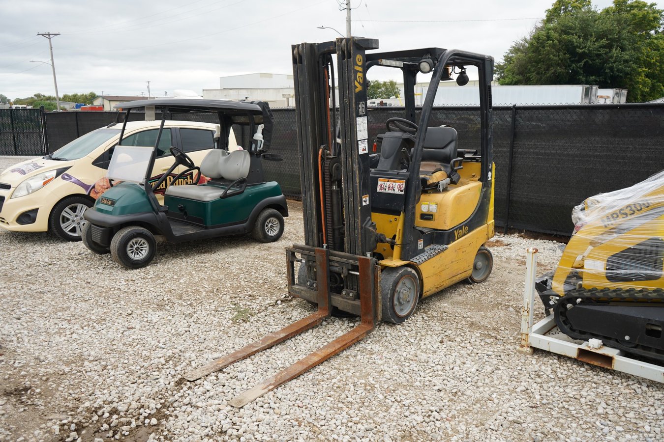 Inoperable - YALE GC030VX Forklift