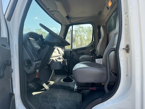 2007 Freightliner M2 106 S/A Dump Truck — photo 17