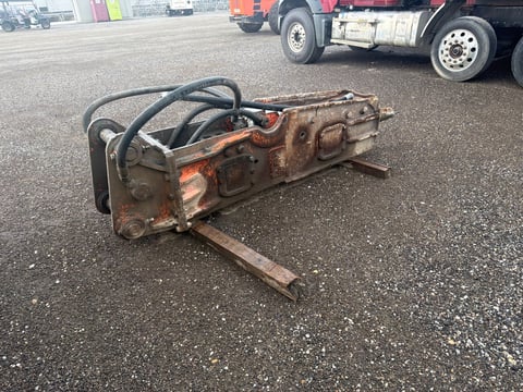 NPK GH-10 Hydraulic Breaker Hammer — photo 15