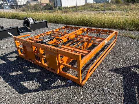 2026 LandHonor Hag-12-24Q Skid Steer Hay Accumulator Grapple, 8-10 Square Bale (Unused) — photo 3