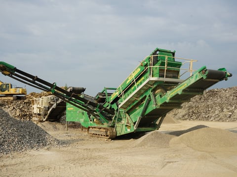 2012 McCloskey S130 Double Deck Tracked Screen Plant — photo 11