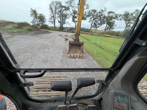 1996 Komatsu PC220LC-6LC Hydraulic Excavator — photo 17